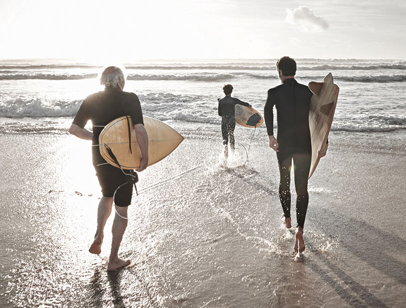 Surfer unterschiedlicher Generationen